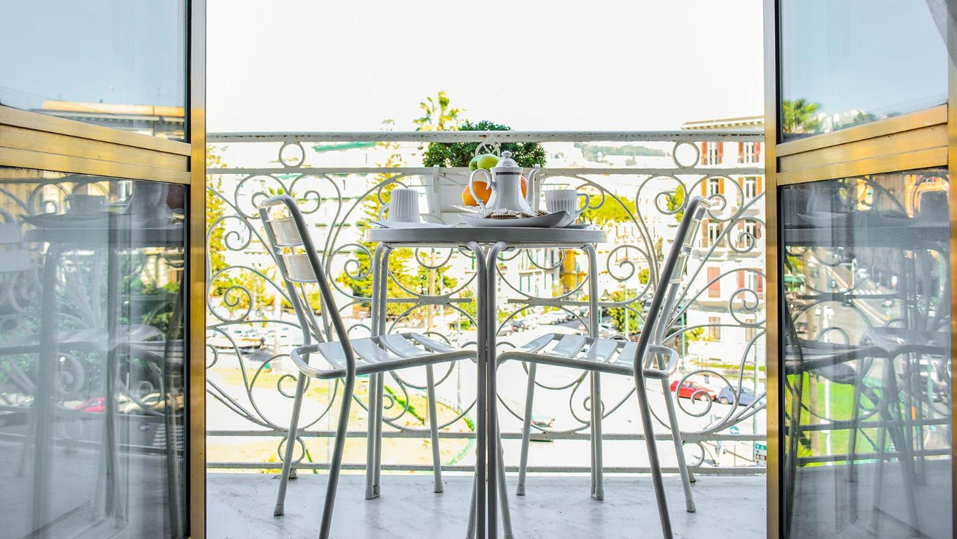La Stanza Della Sirena Hotel Napoli Bagian luar foto